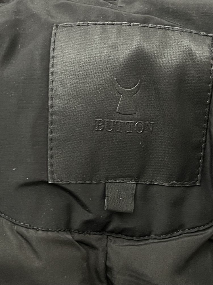 Куртка женская Button L