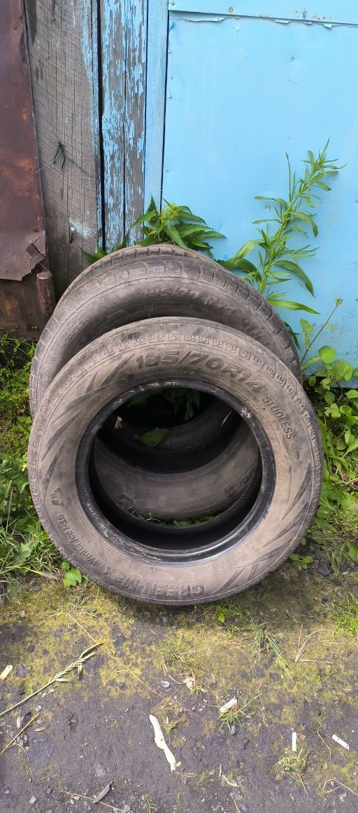 Продам летнюю резину 185/70 R14