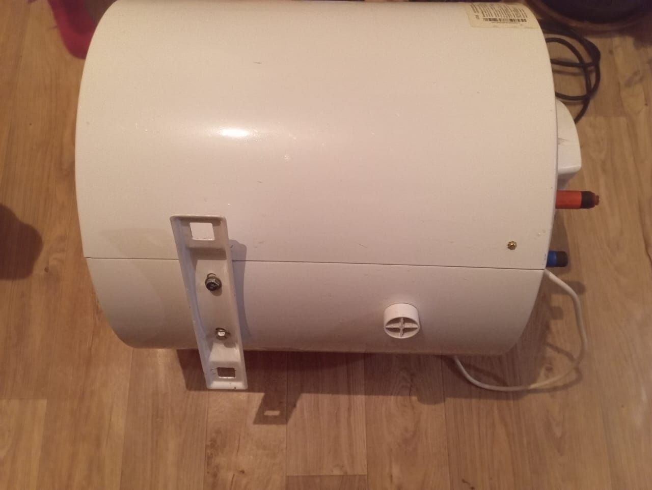 Продам бойлер 50 л