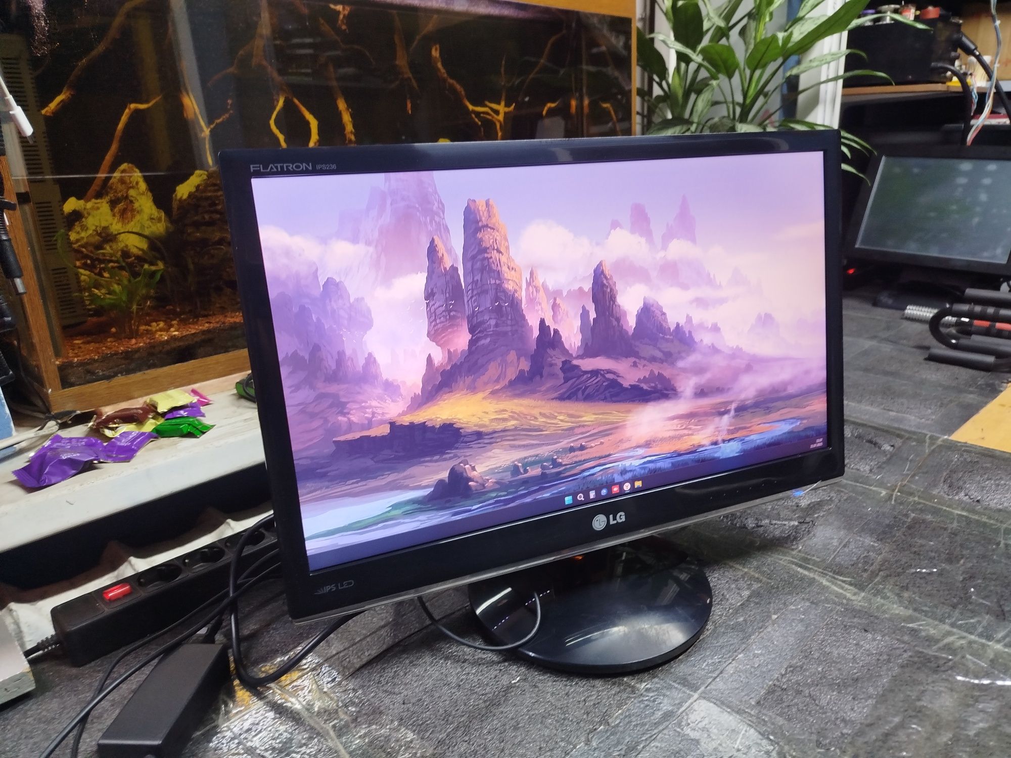 Монитор lg 23 диагональ