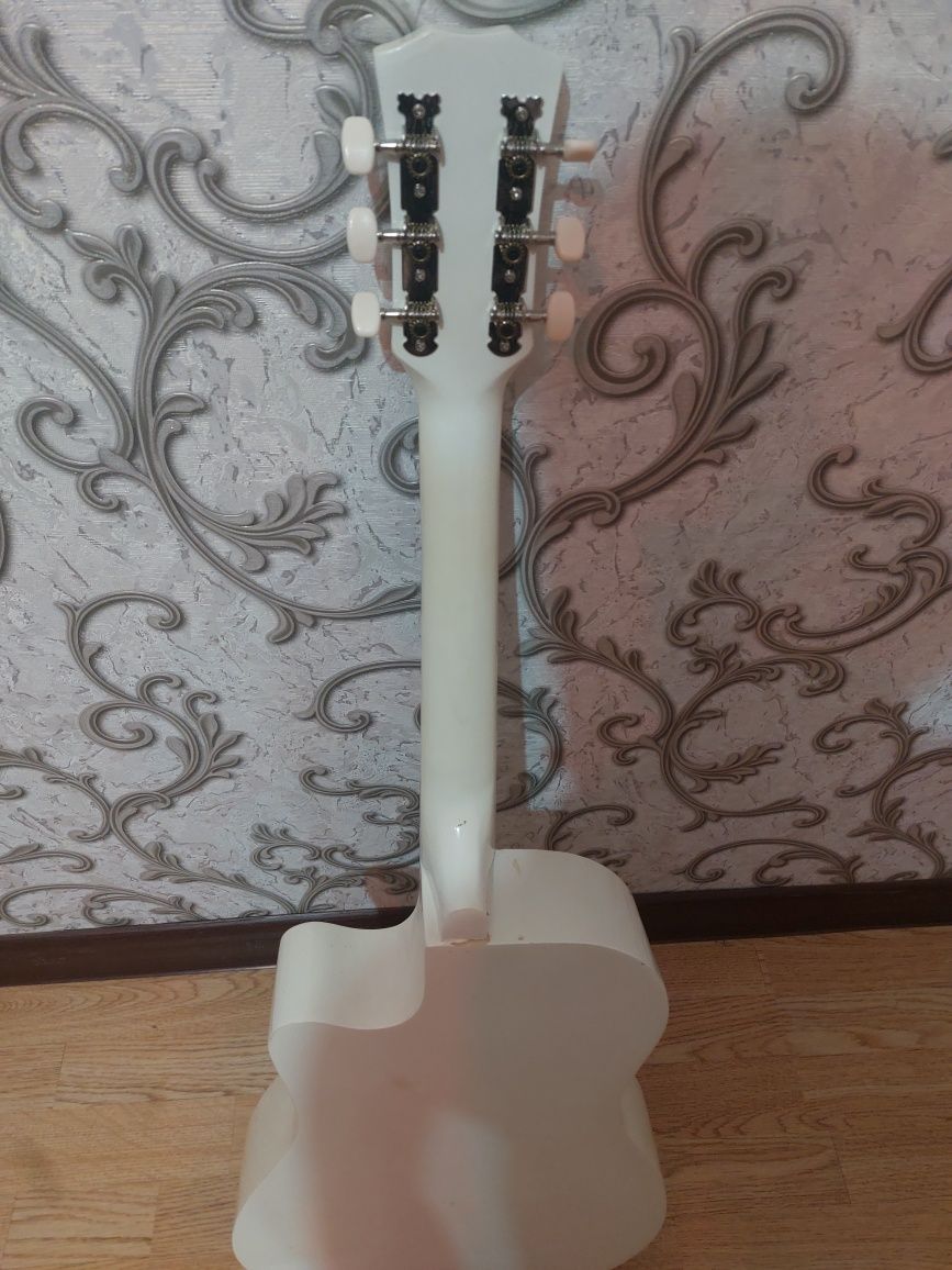 Акустическая гитара Belucci BC-3810C WH
