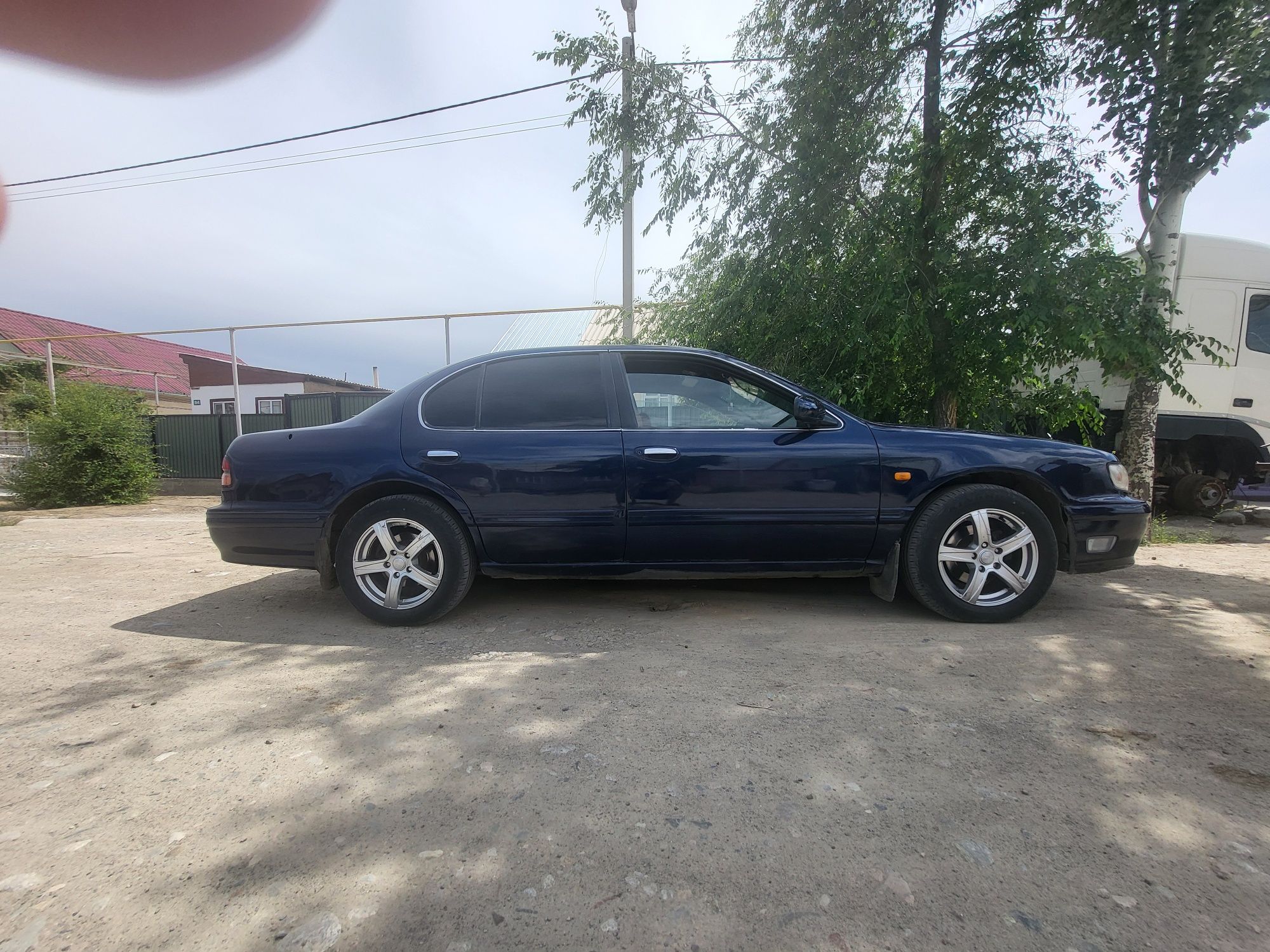 Nissan maxima, 1995