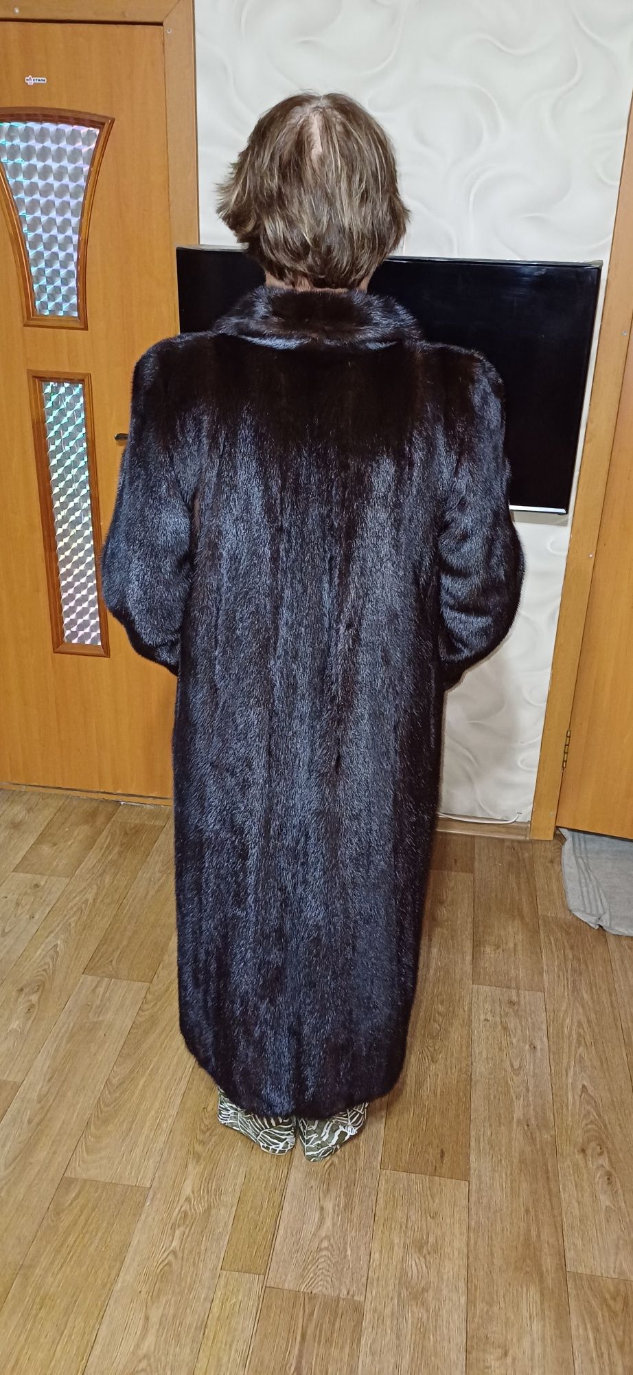 Шуба норковая.. Новая.