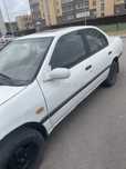 Nissan Primera 1992г в среднем состояний обмен / продажа