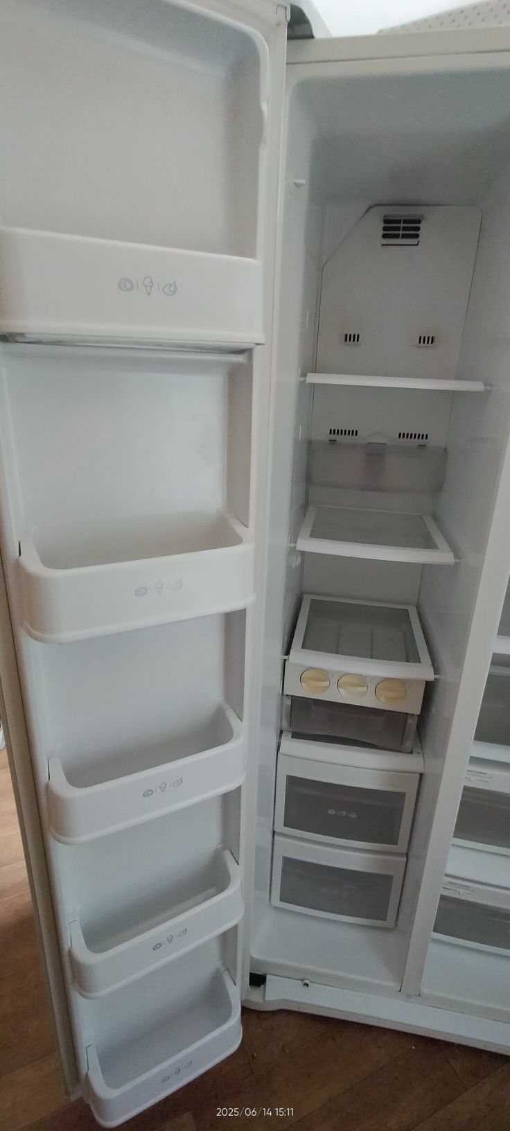 Продам холодильник марки LG