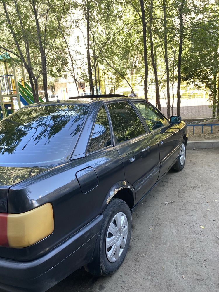 Продам ауди 80 б 3