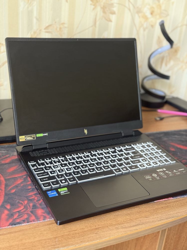 Продам Acer Nitro 16
