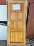 Продам двери с косяком