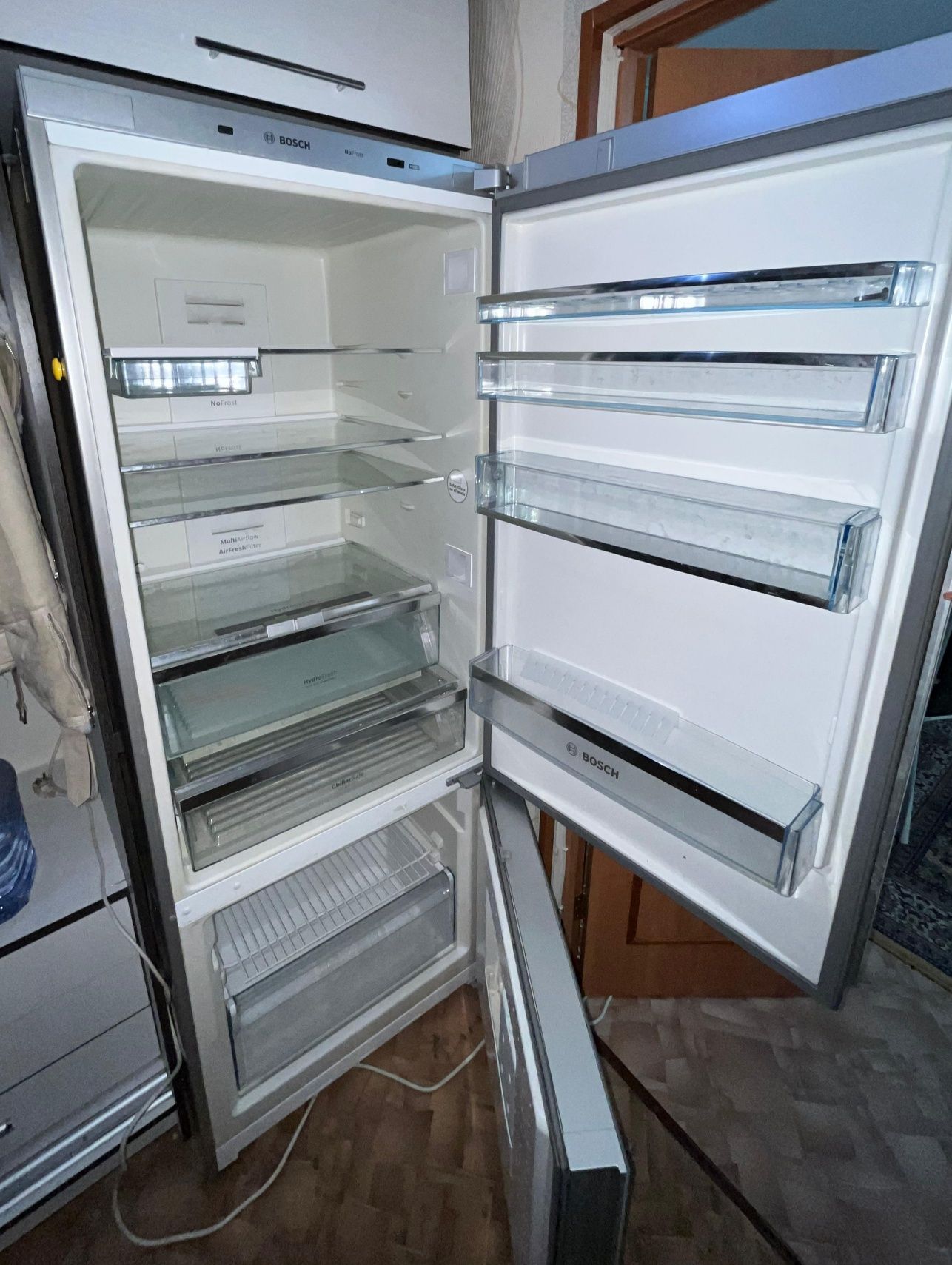 Продам холодильник