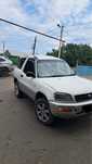Машина Toyota Rav 4