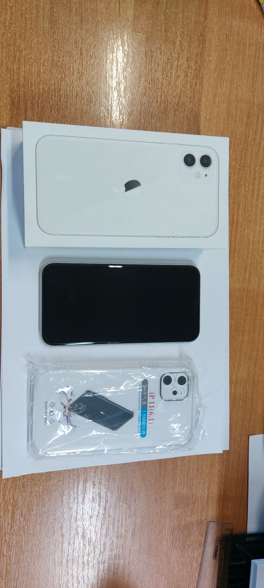 IPHONE 11 память 128 Гб