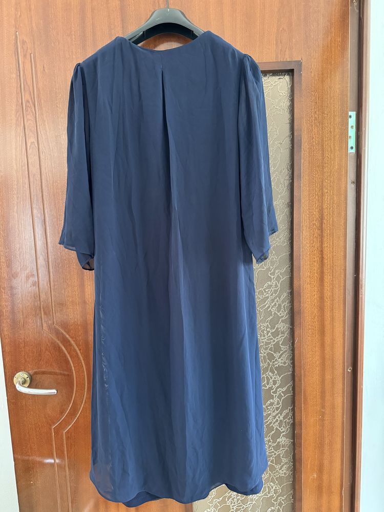 Женские платья продам