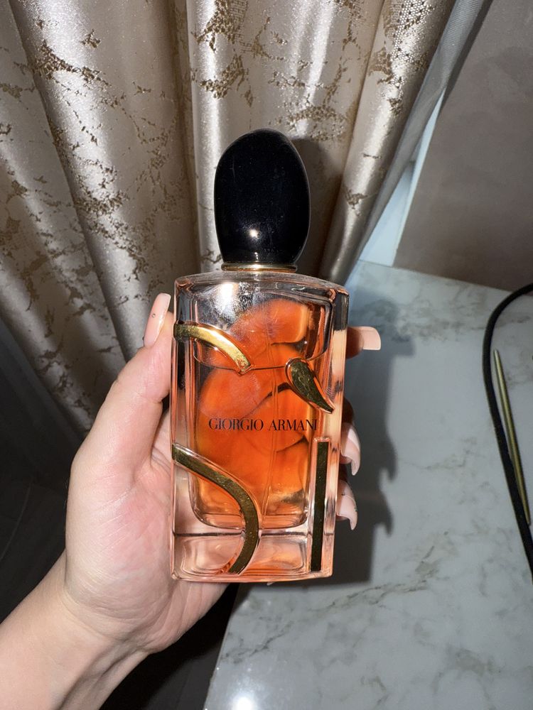 Парфюм Armani Si Intense