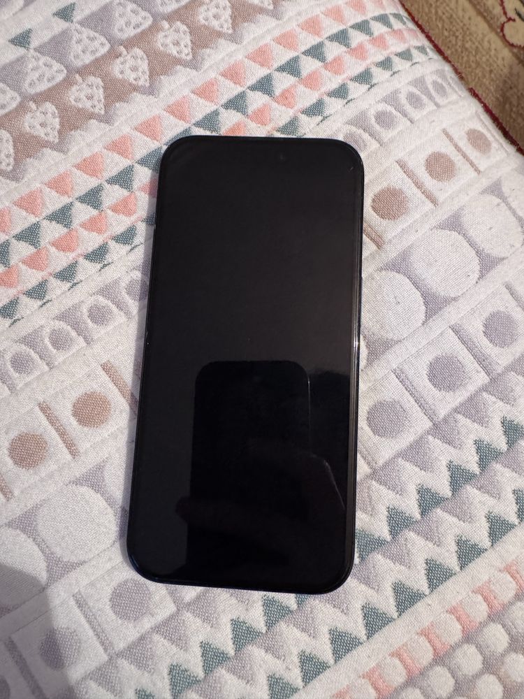 iPhone 15 Pro 256 ГБ — как новый! ниче не менялось торг есть!