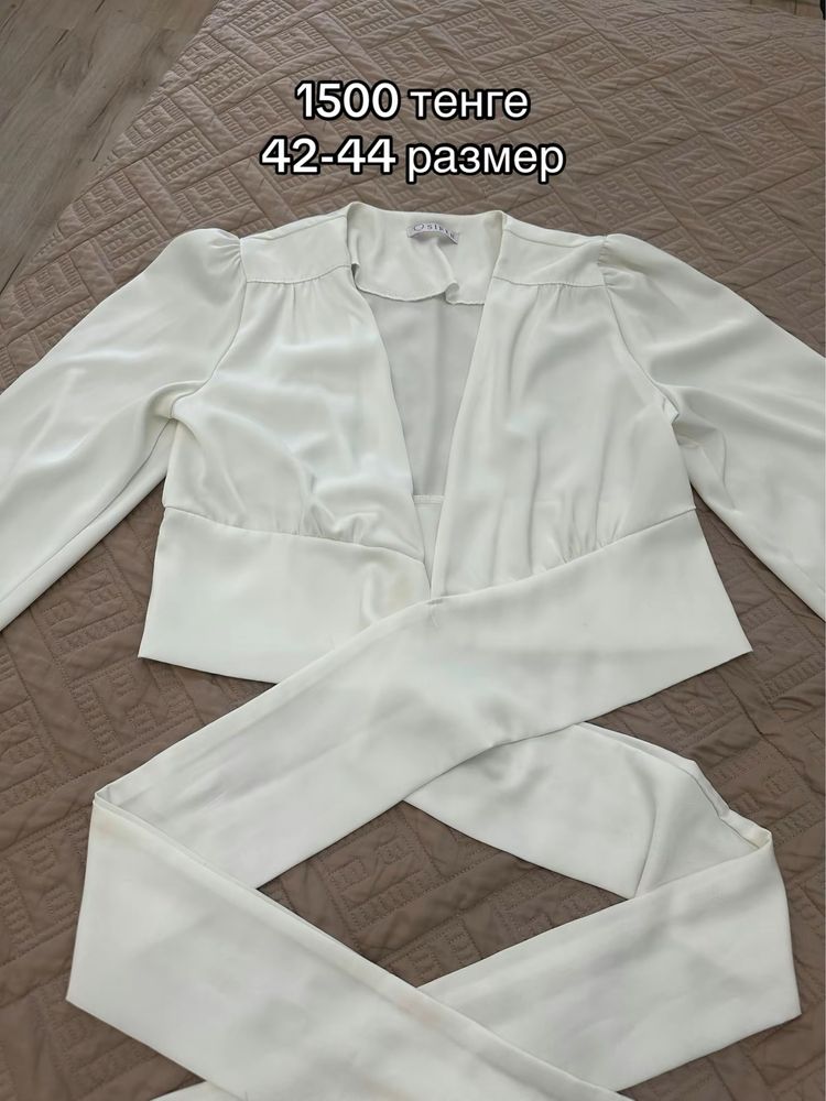 Продам женские вещи