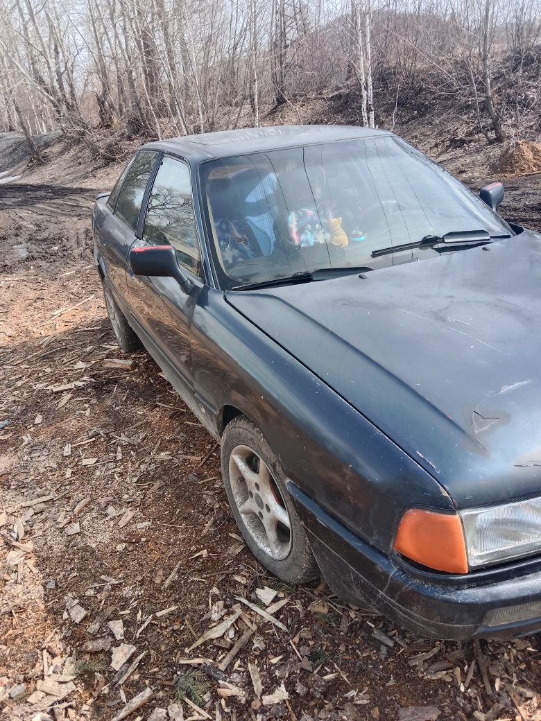 Продам Ауди 80 б3