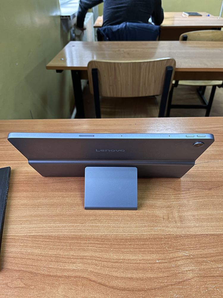 Планшет Lenovo TB351FU 8/256Гб