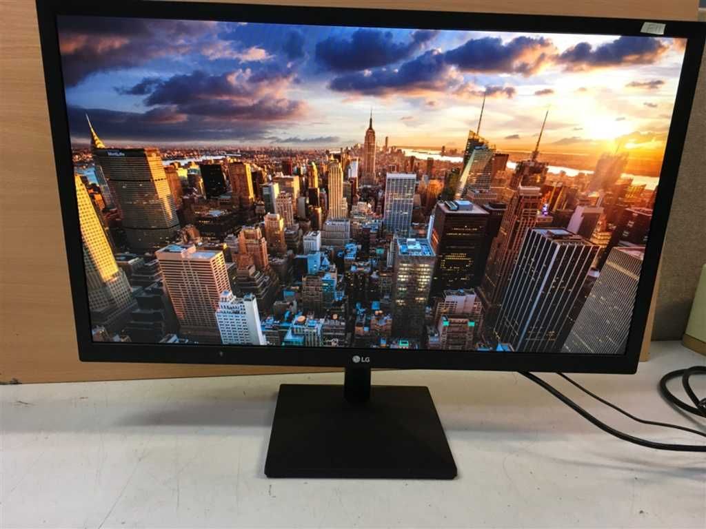 Монитор LG 24 IPS