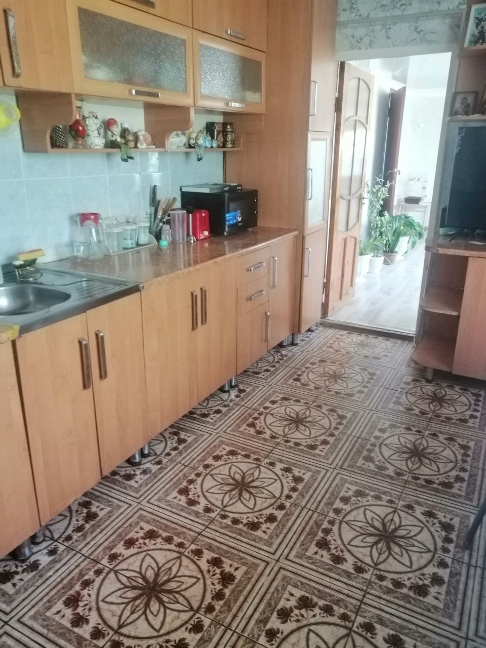 Продаётся пол дома