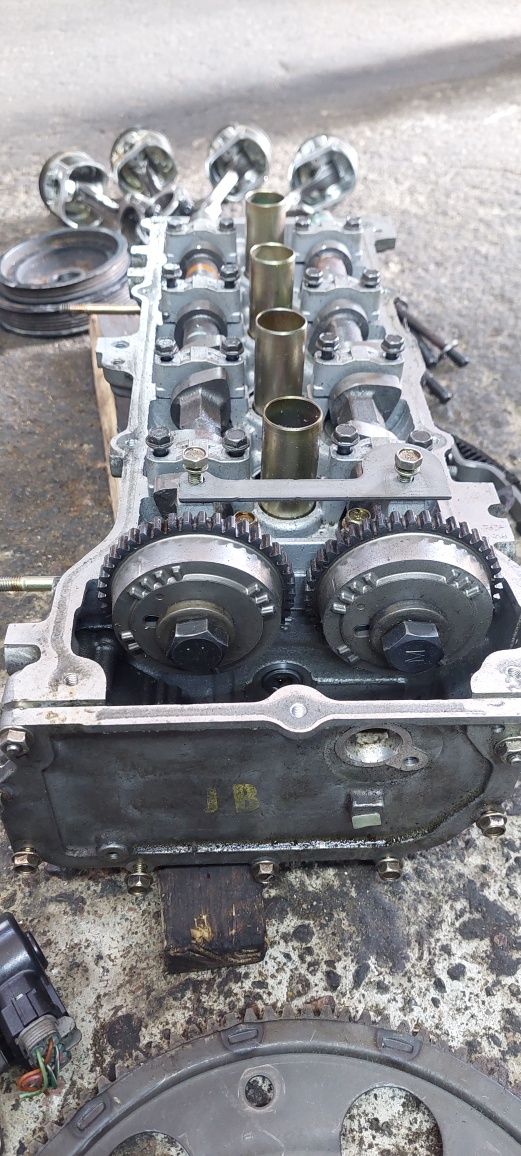 Запчасти на QG15 Nissan. Объём 1.5.