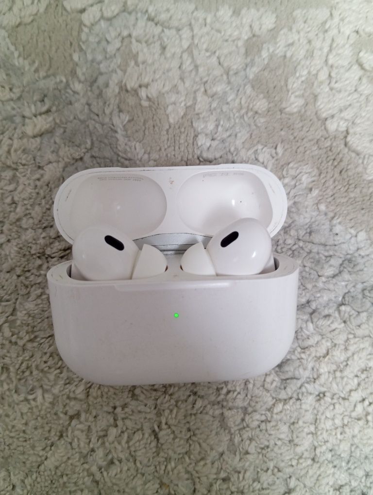 Продам AirPods Pro 2 б/у