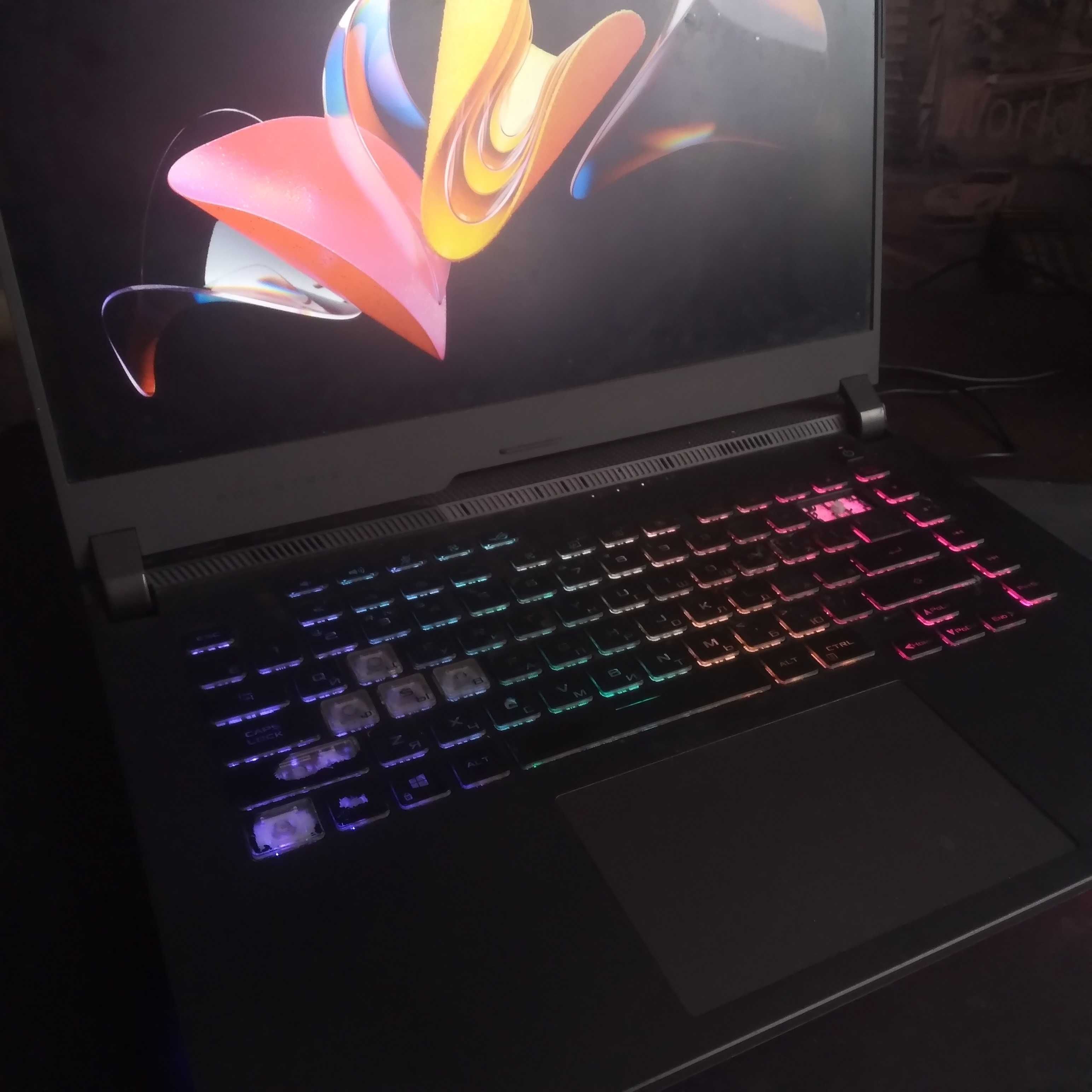 Asus ROG Strix G513H
