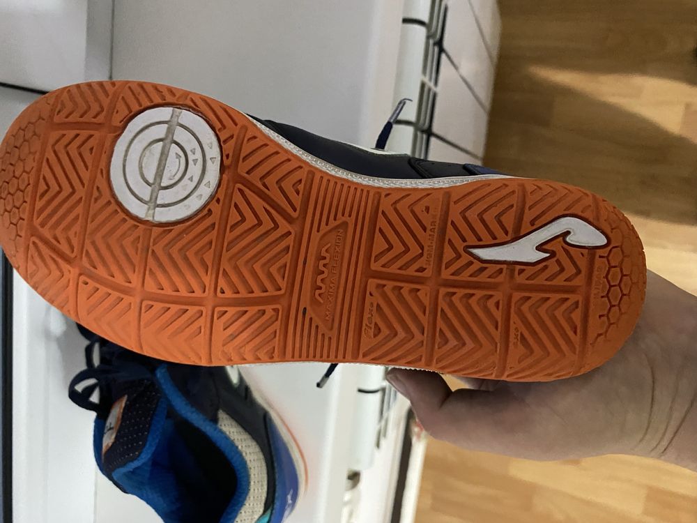 Футзалки Joma оригинал в отличном состоянии