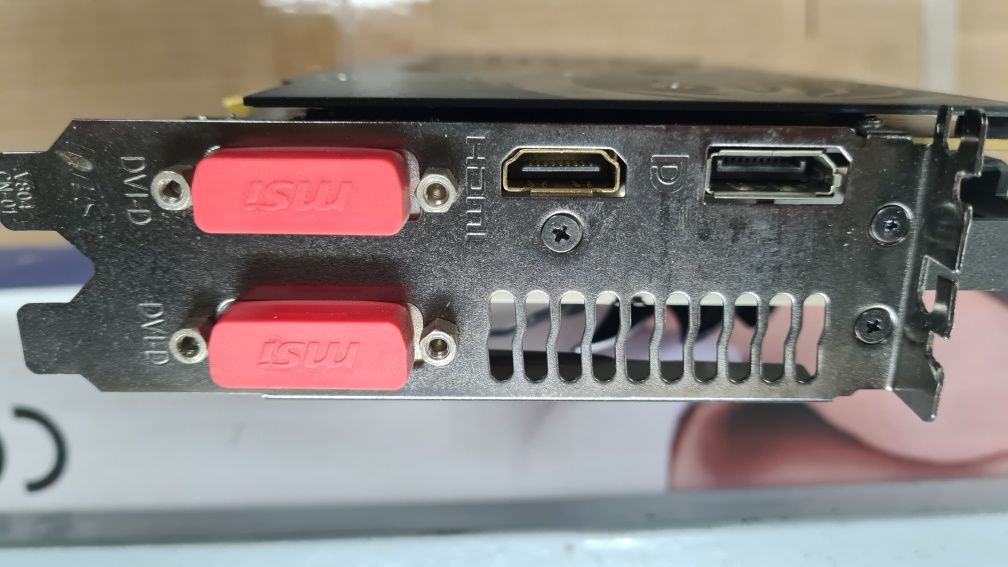 Продам видеокарту MSI AMD Radeon R9 390X Gaming 8G [R9 390X GAMING 8G]
