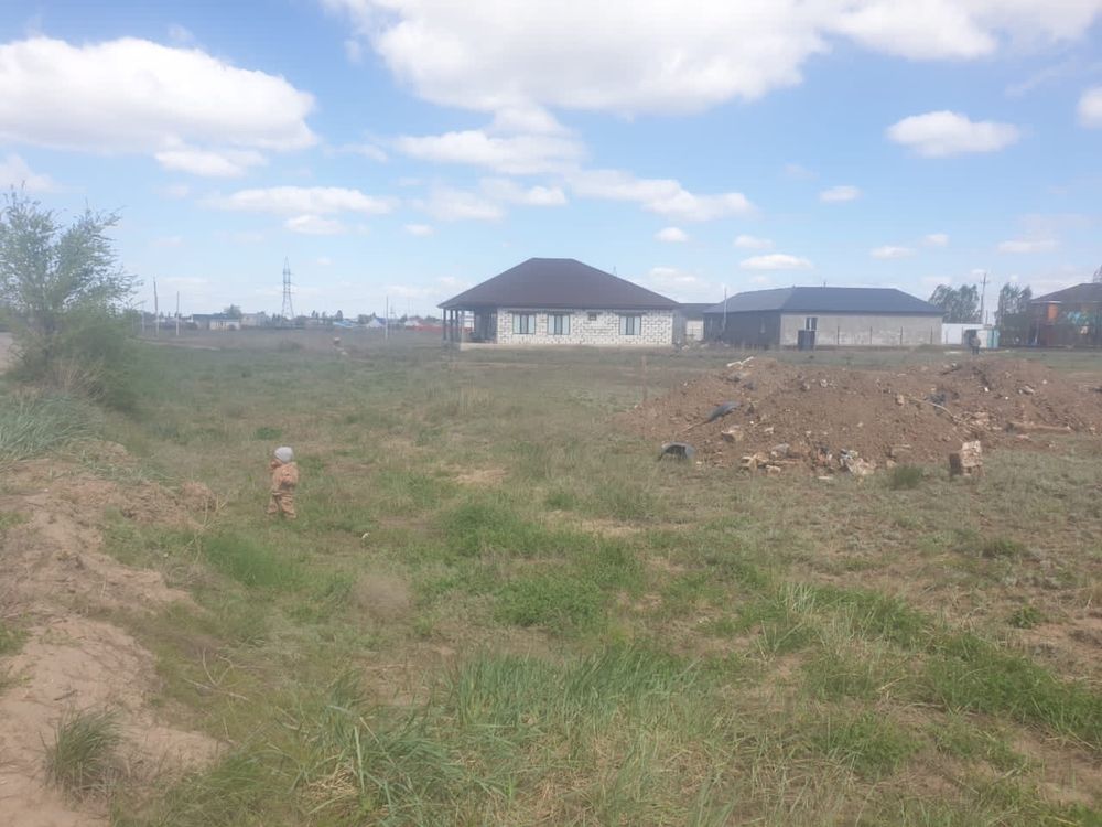 Срочно Продам Участок  земли 10 соток из Заречный 3