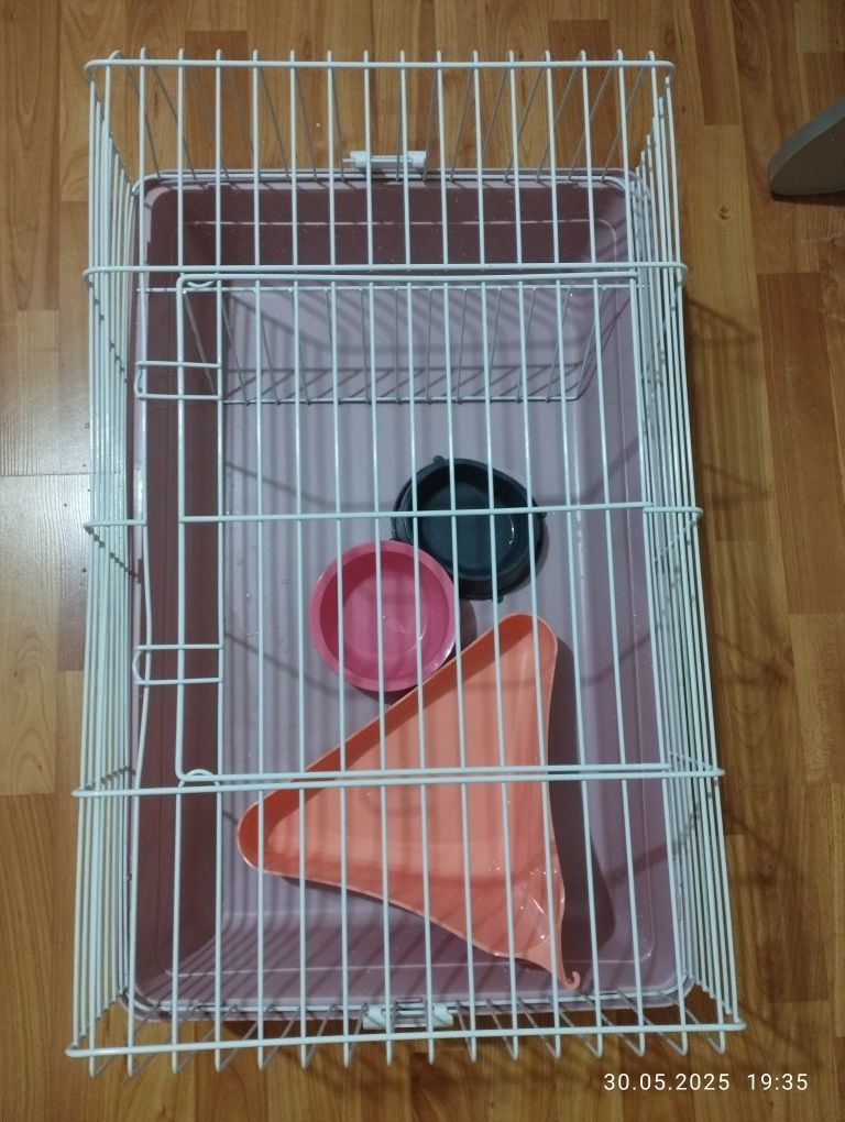 Продам новую большую клетку для кролика/хомяков
