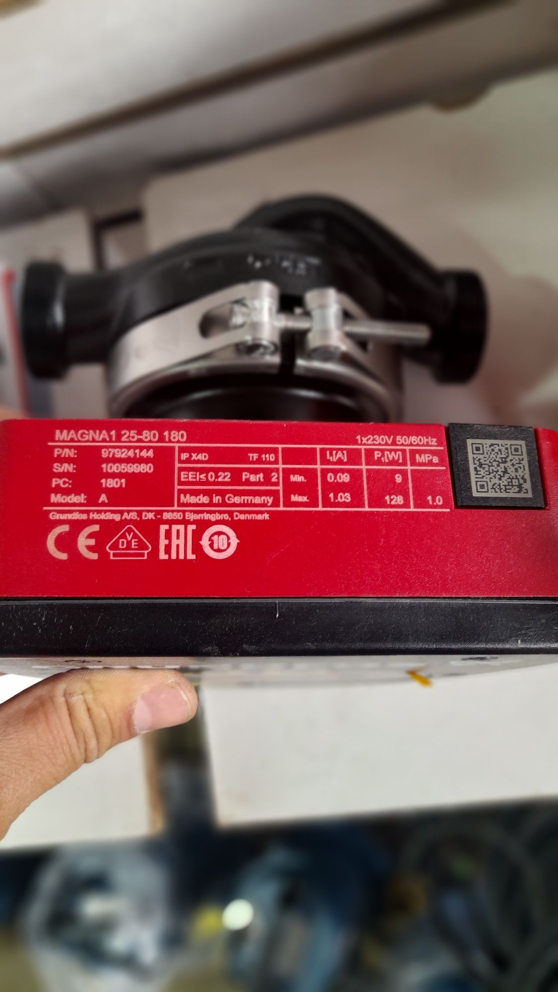 Циркулиционый насос GRUNDFOS