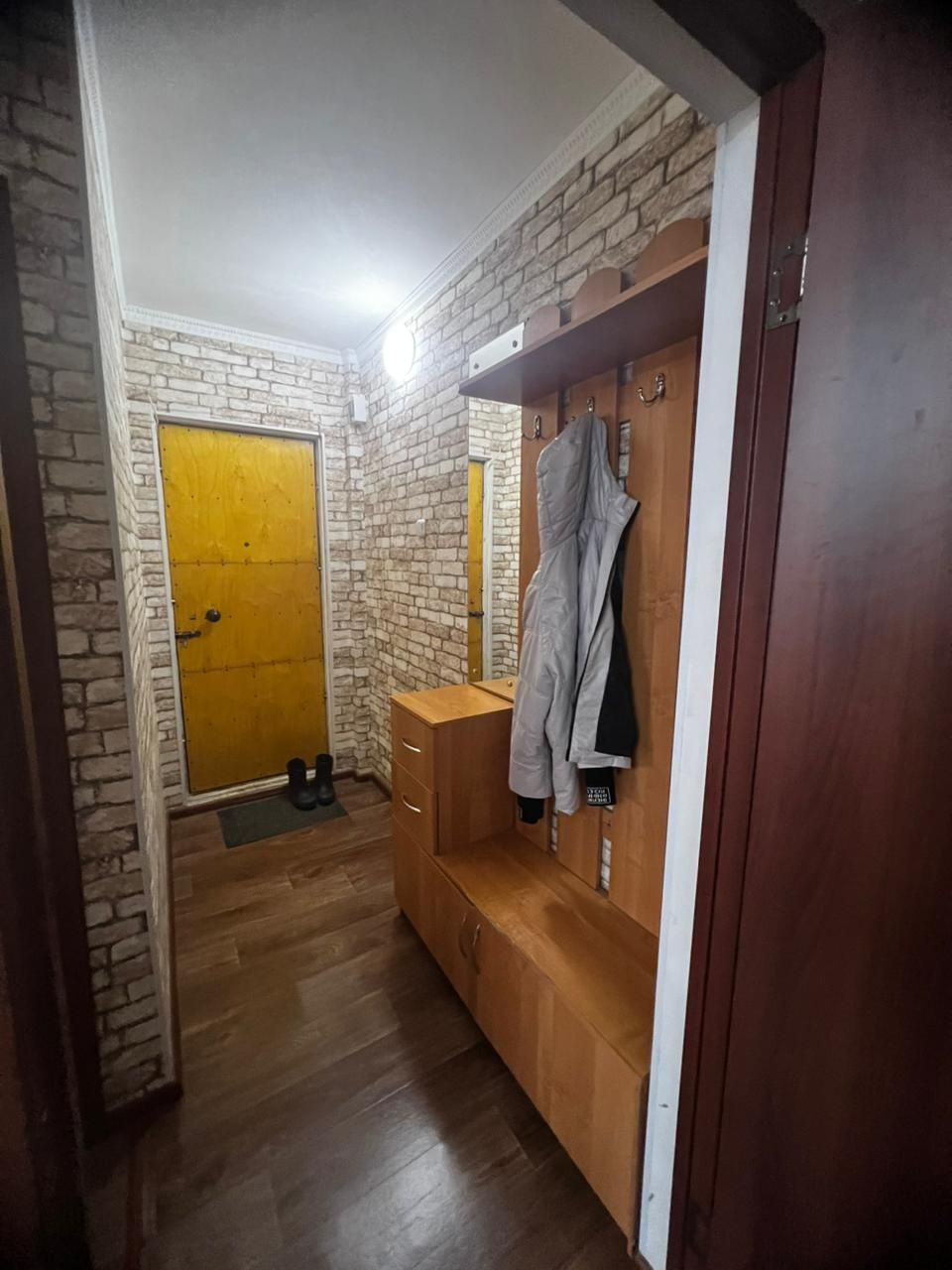 Продам 1 ком центр