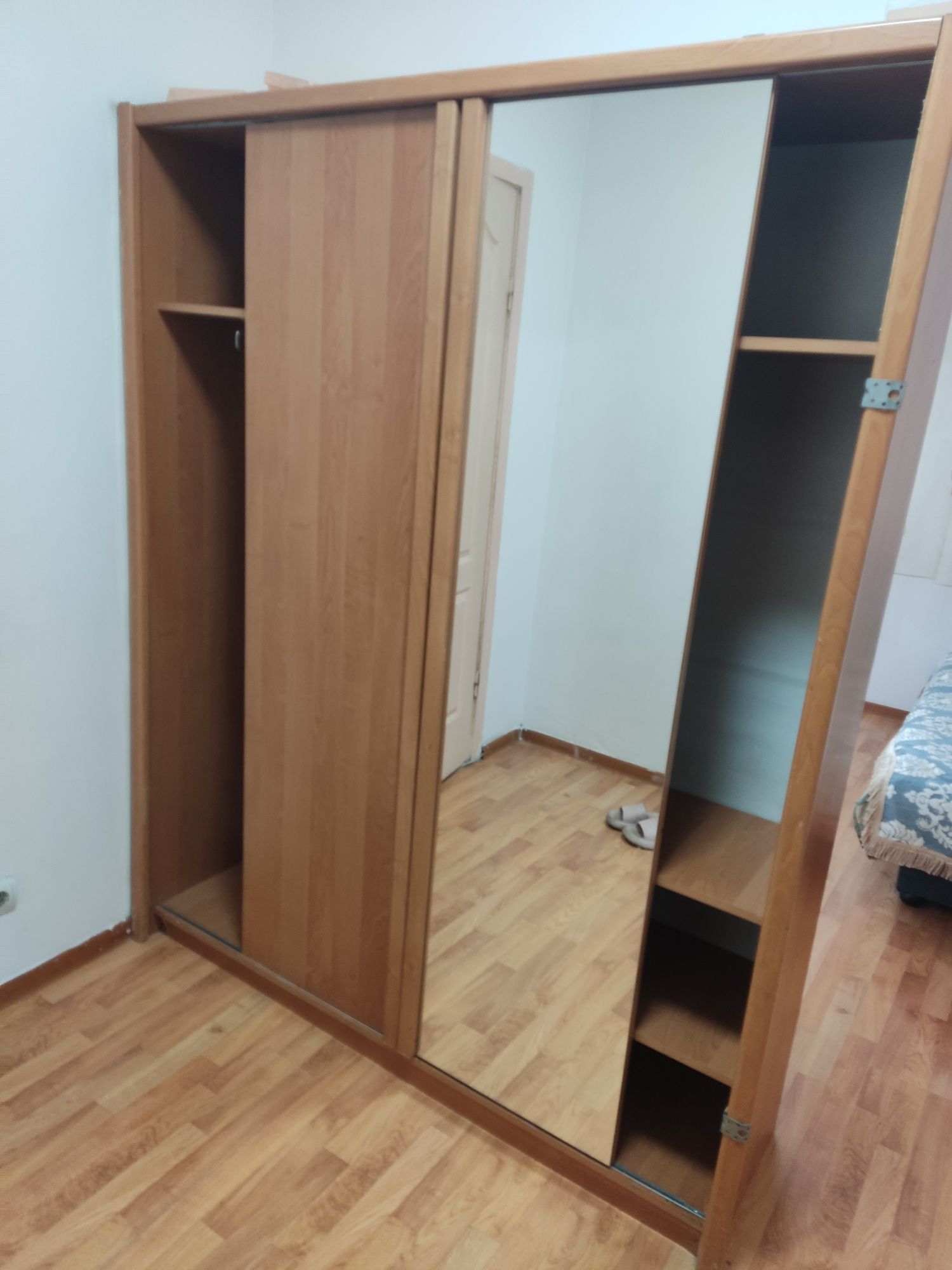 Шифонер для прихожей