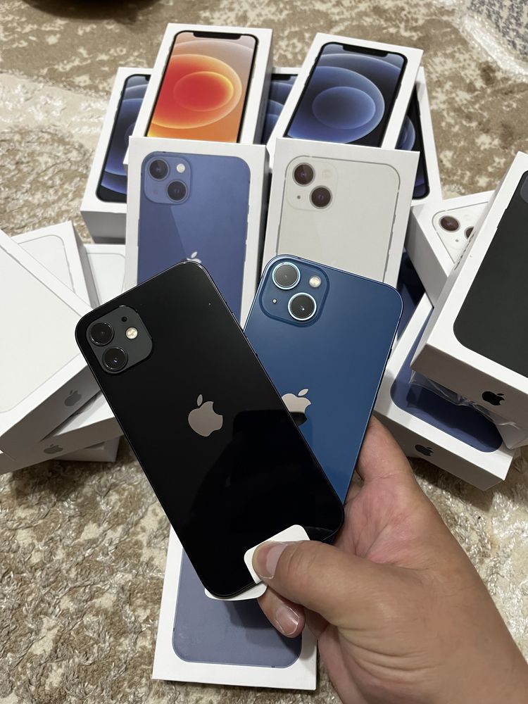 iPhone 16Pro Max. Samsung S 25 Ultra.