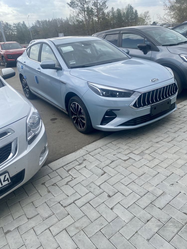 Jac j7 2024 года