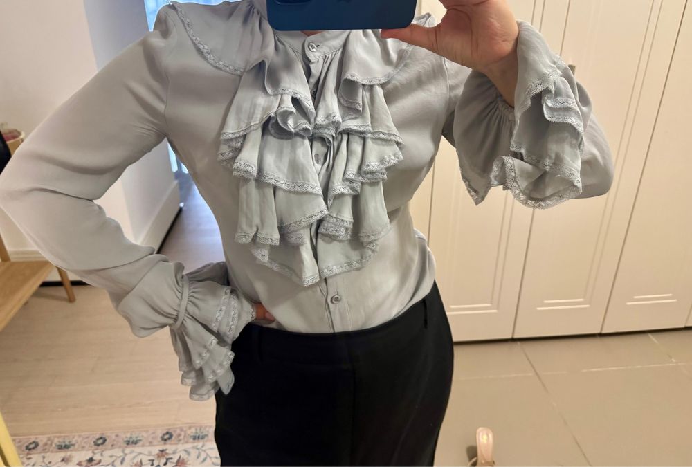 Блузка от Red Valentino