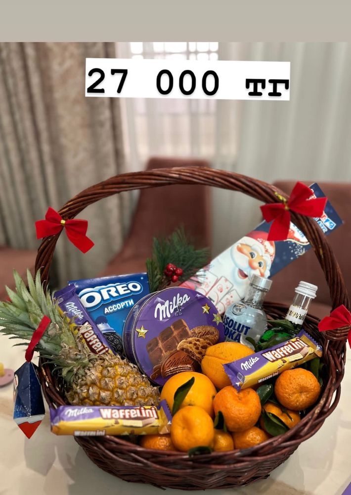 Новогодние корзины, корзины подарочные, козины