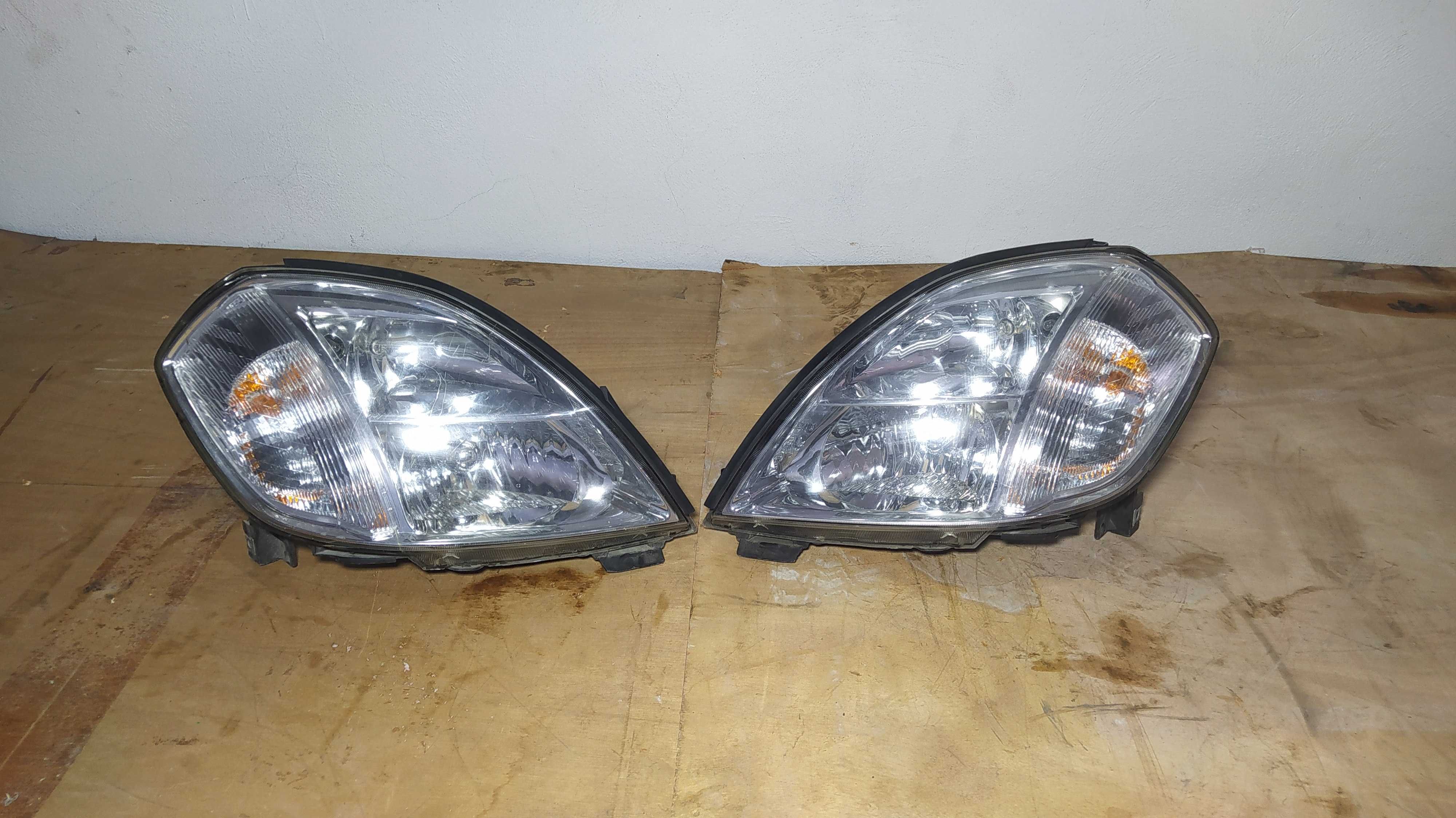 Фары Nissan Teana J31 Оригинал 03-08г дорест Ниссан Теана фара L R