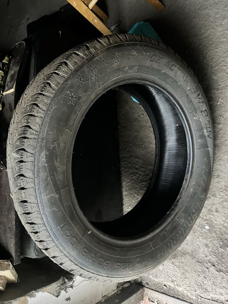 Продам шины 225/60 r18
