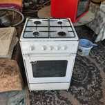 Продам газовую плиту