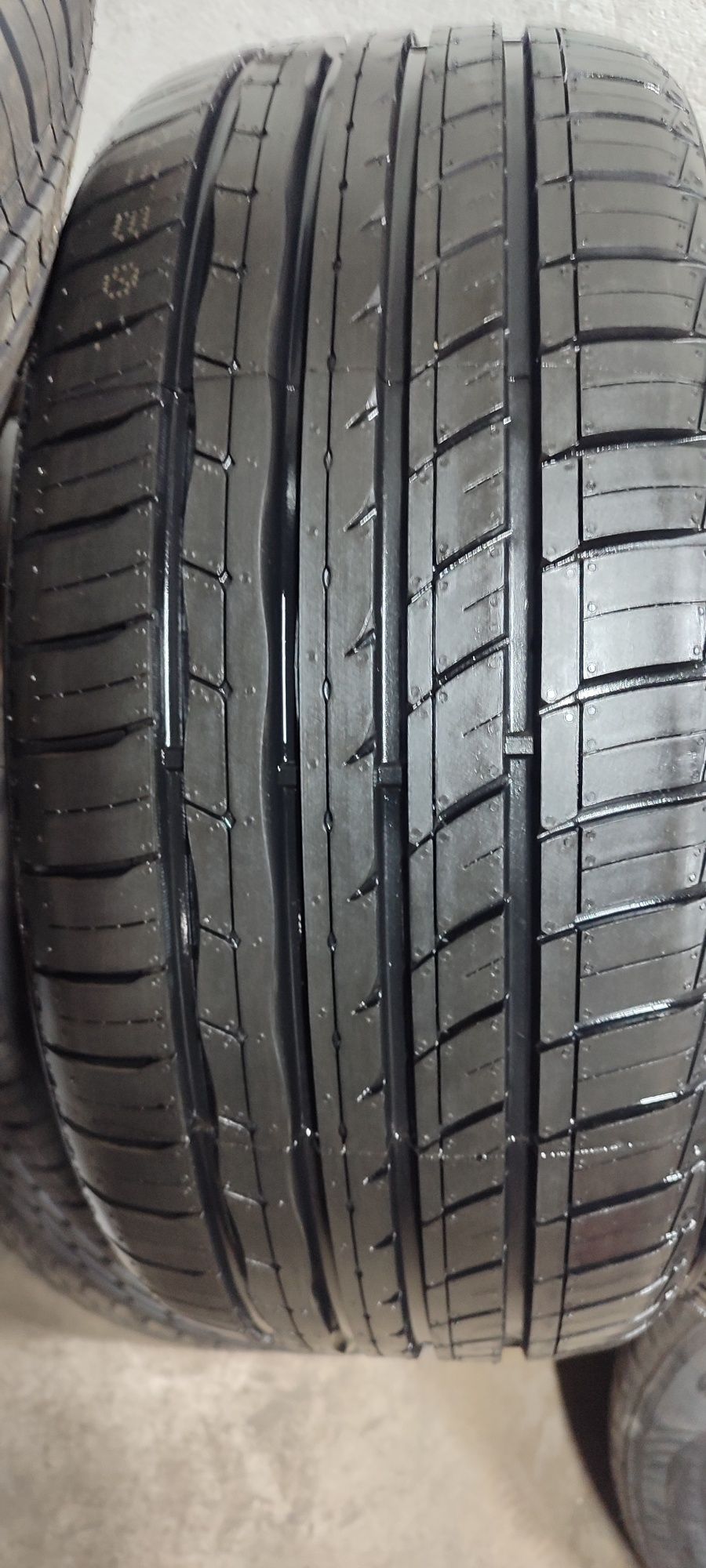 225/50R17 2 шины