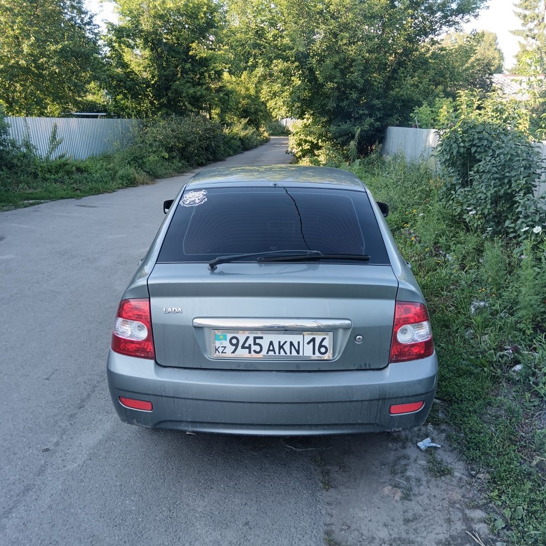 Продам живую приору не бита не крашеная