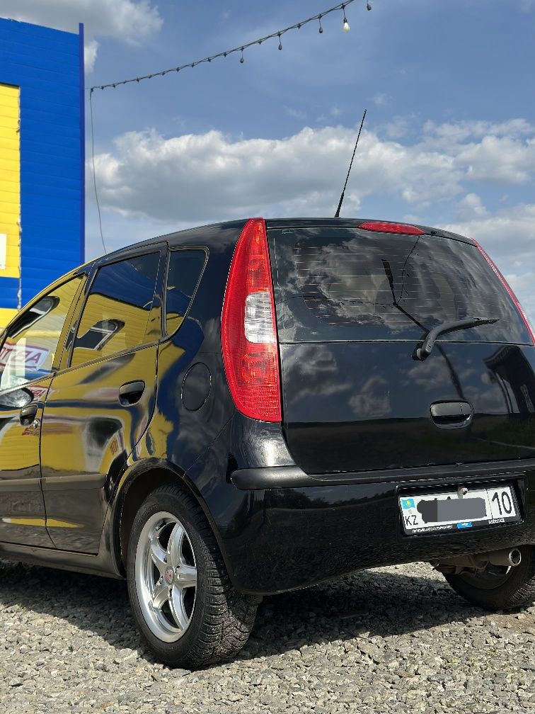 Срочно продам Mitsubishi Colt!