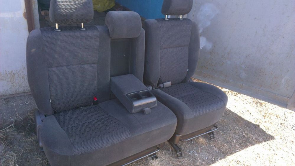 Продаю сиденья от Toyota Ipsum