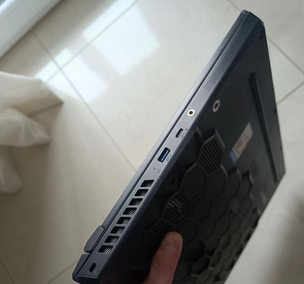 Мощный ноутбук на RTX3070ti