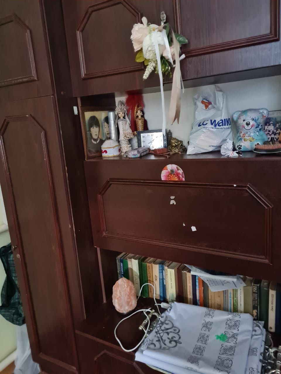 Продаеться Гарнитур