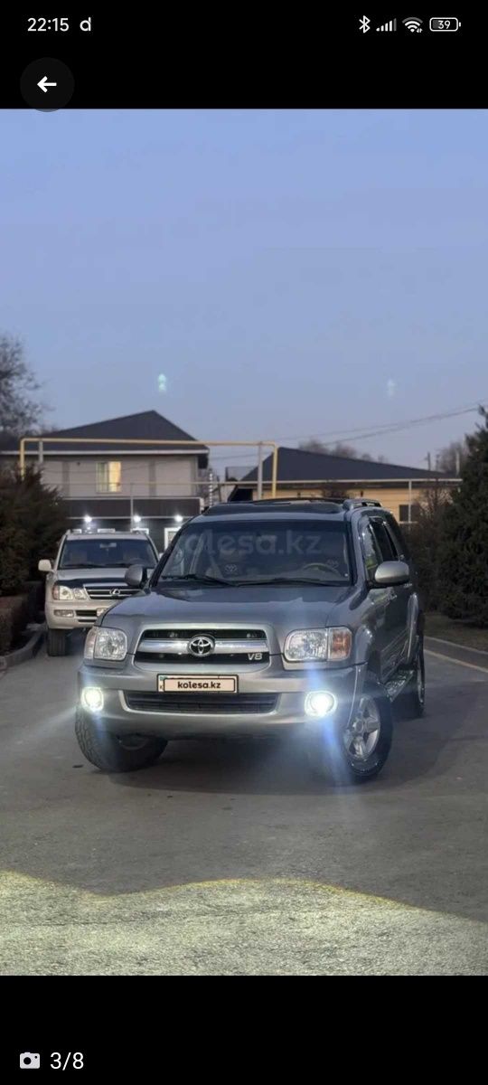 Toyota Sequoia 2004