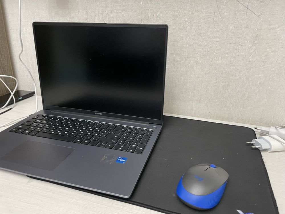 Huawei Matebook D16