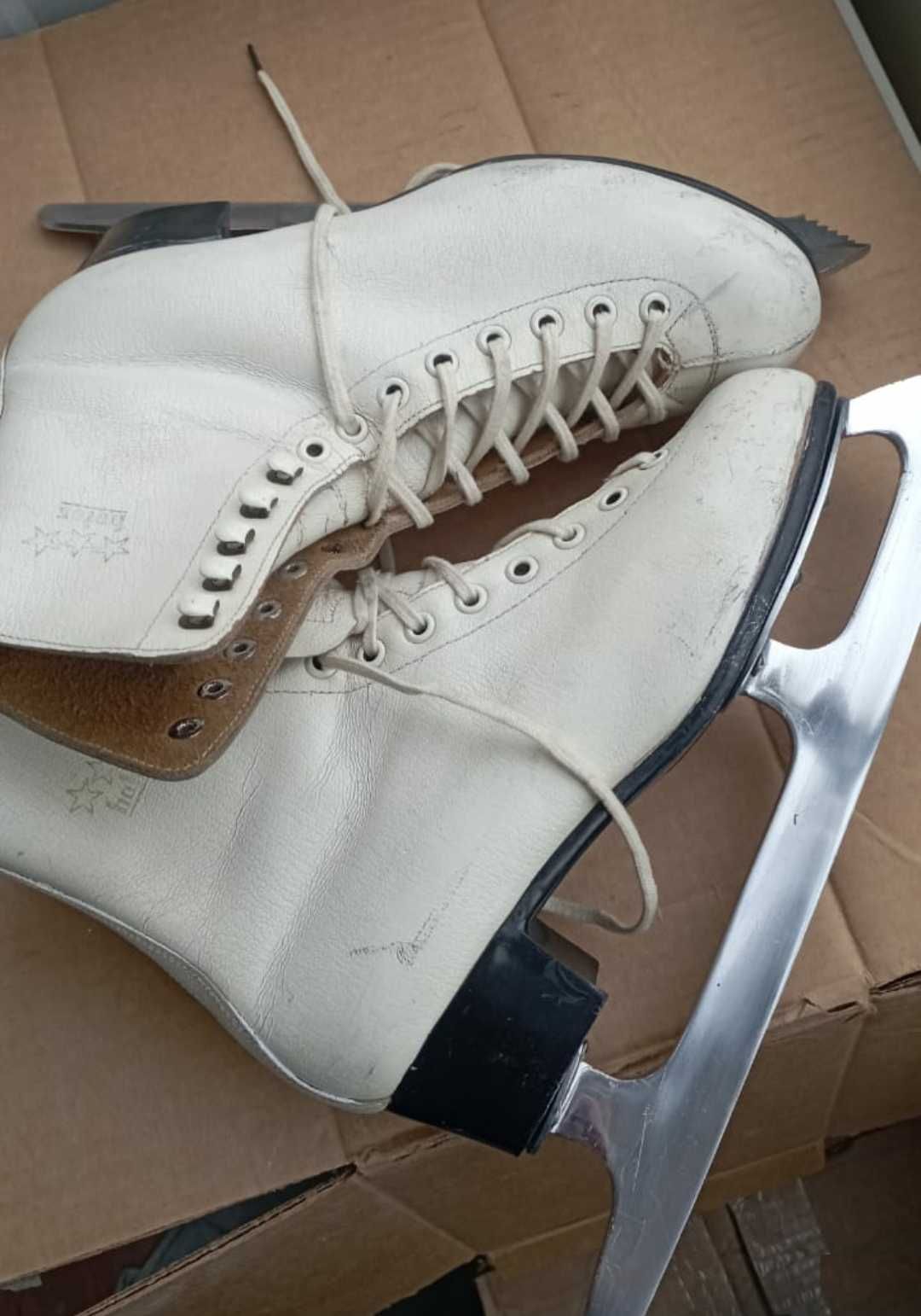 Коньки фигурные женские Botas разм.38 б/у Астана