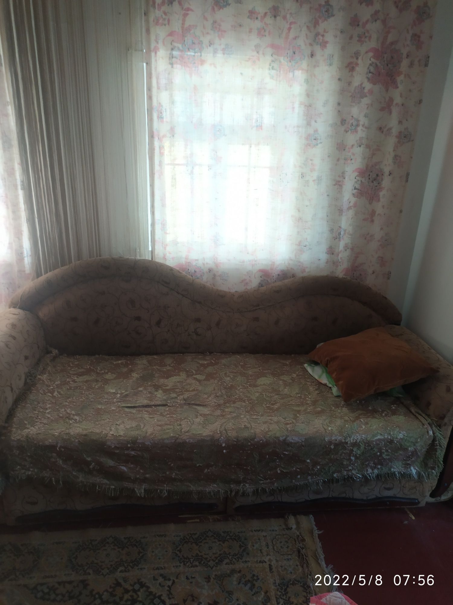 Продам классную дачу в которой можно жить весь сезон.
